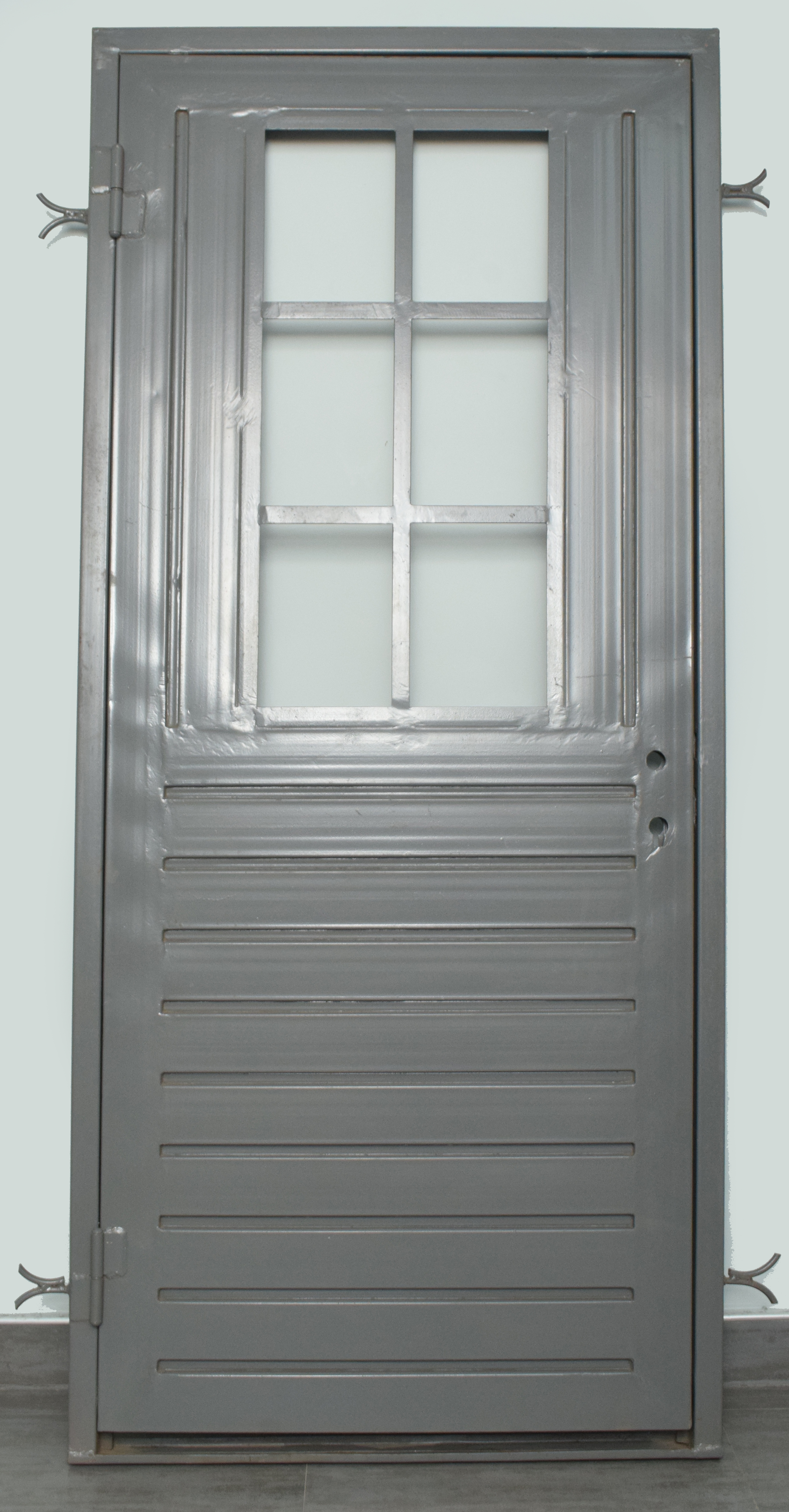 EXTERIOR METAL DOOR